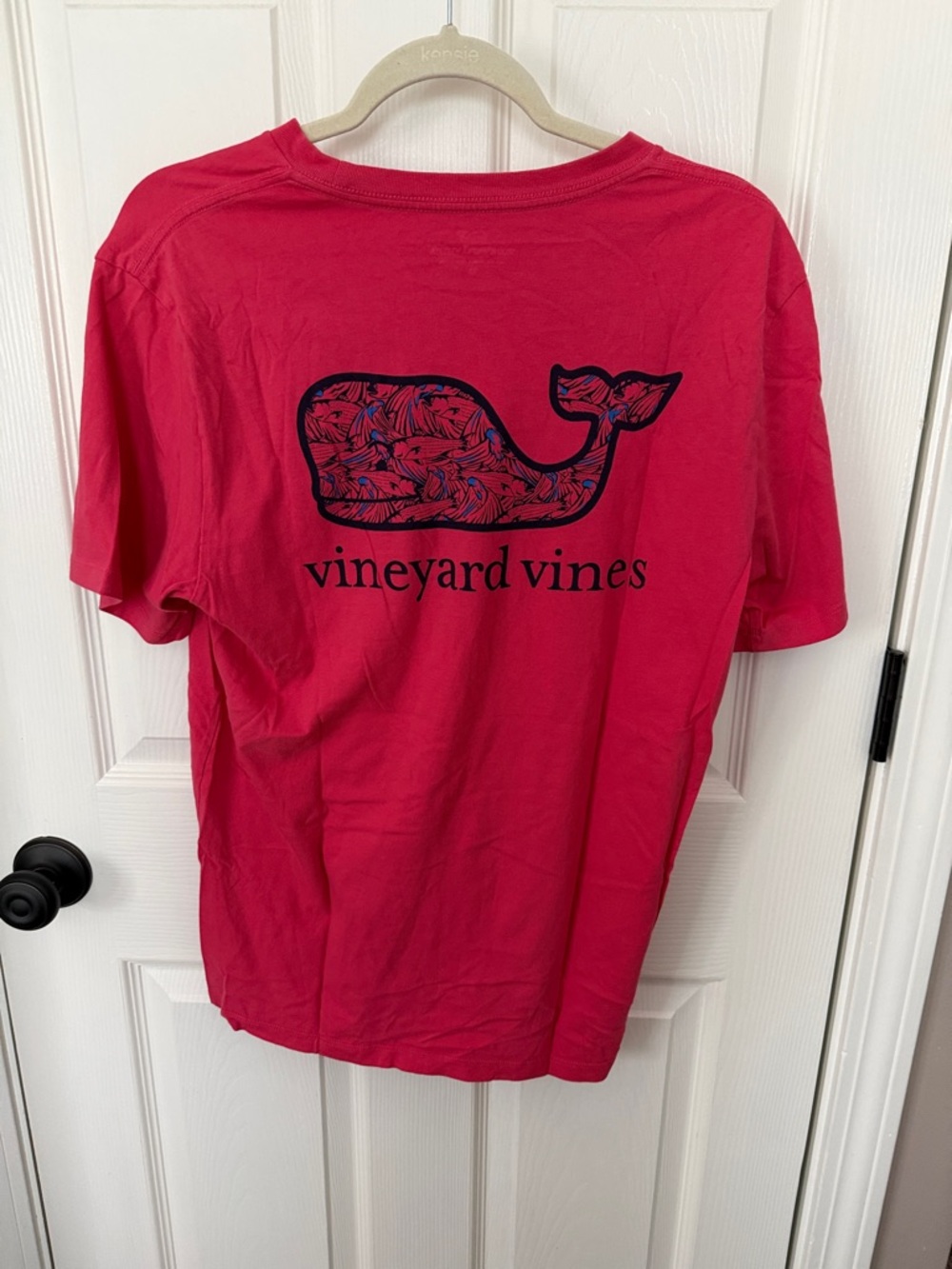 Vineyard Vines Hot Pink/Red Tee with Navy Whale Graphic Mens